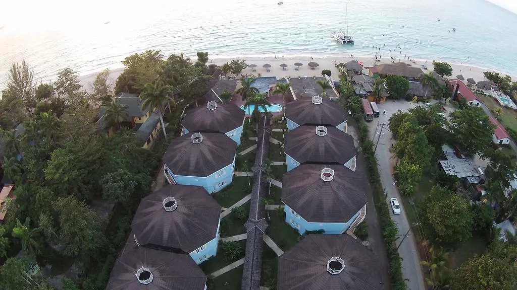 נגריל Beachcomber Club Resort