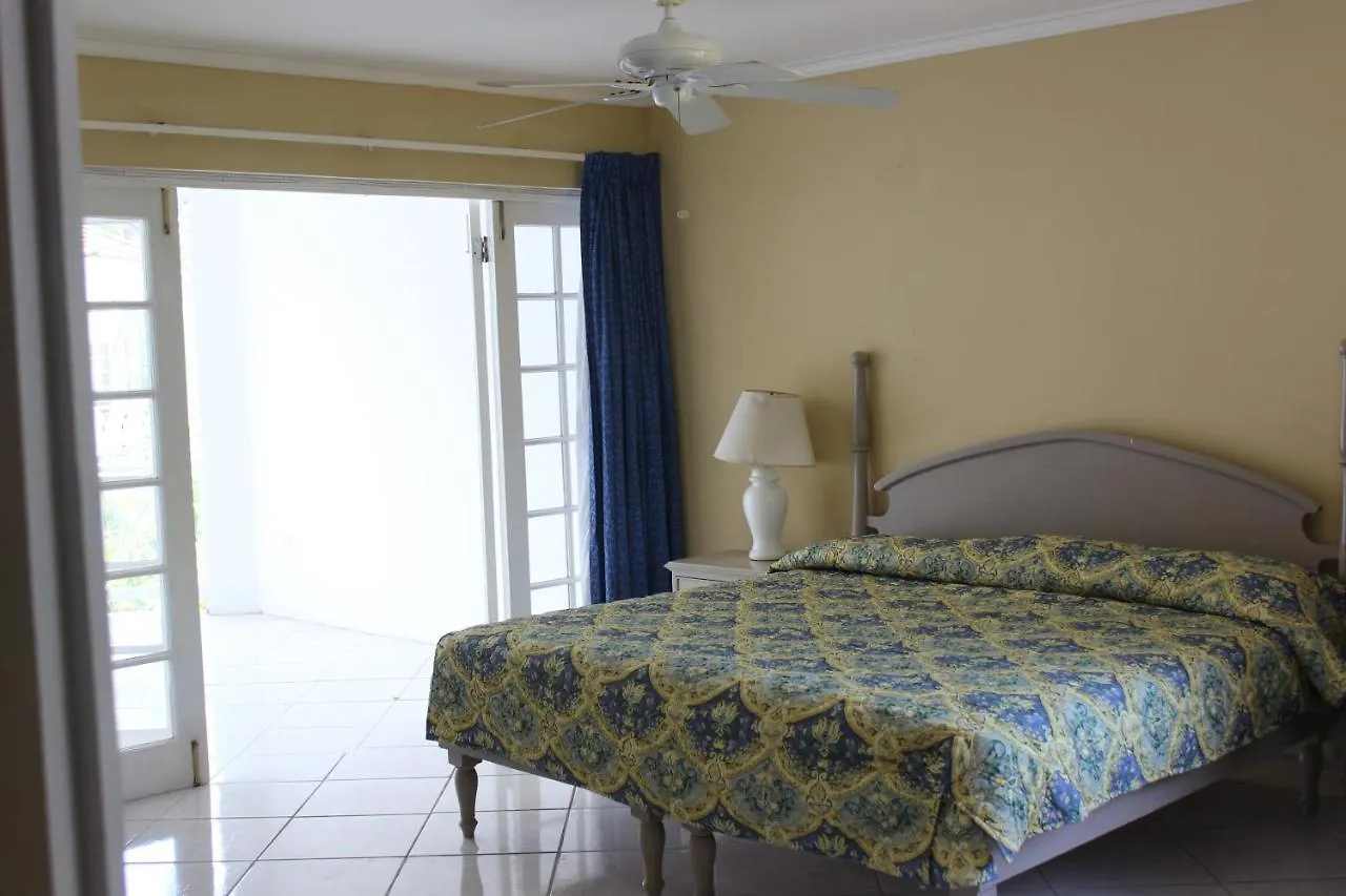 Beachcomber Club Resort Негрил Ямайка